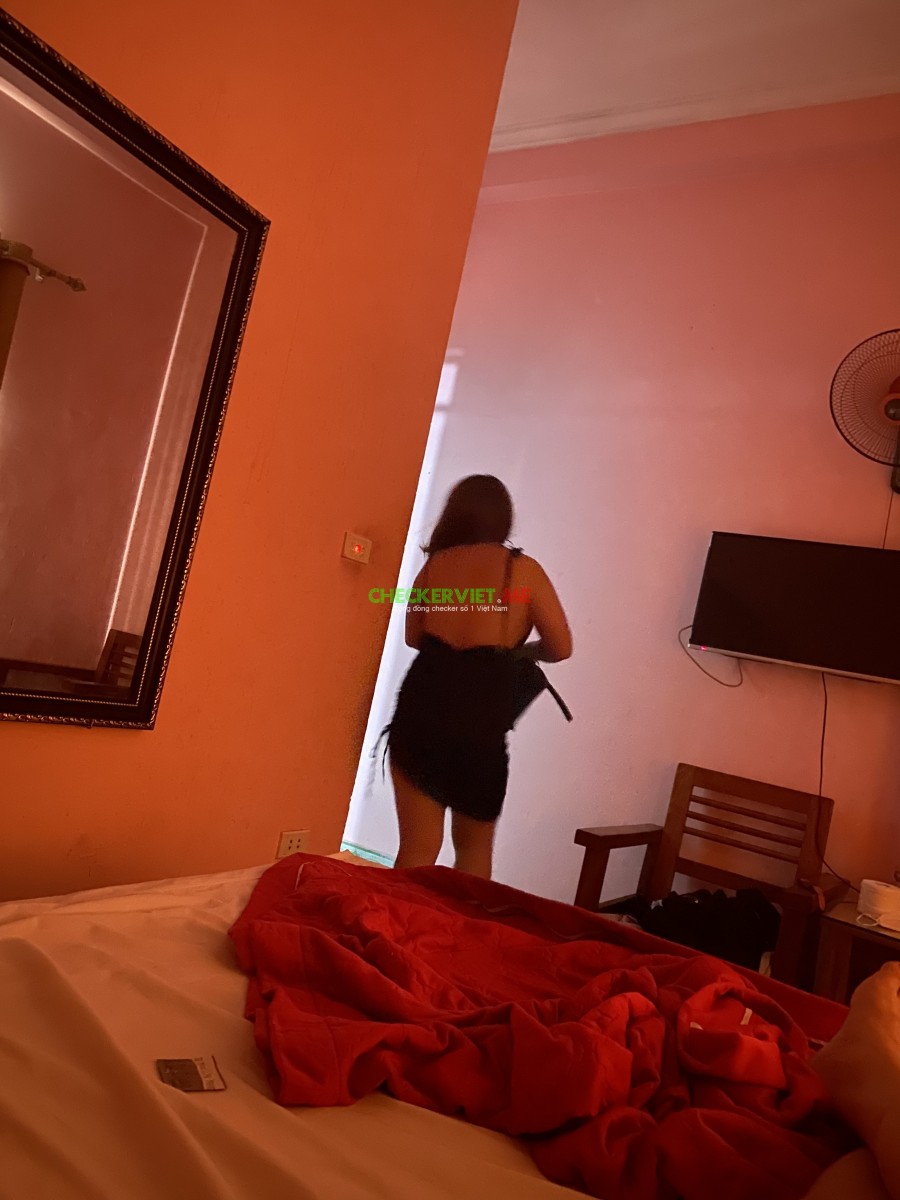 5643FBE6-5863-4509-8135-2D76BD1AC6E8786753ea6405085f.jpg