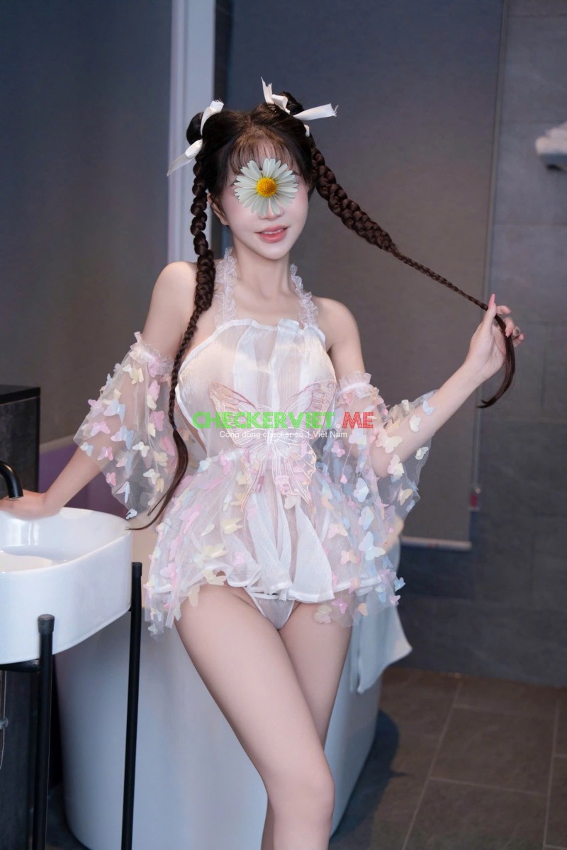 64dbe8da200f01e9e1f0fcf2f0a5d45ee10e90b78a165baf.jpg