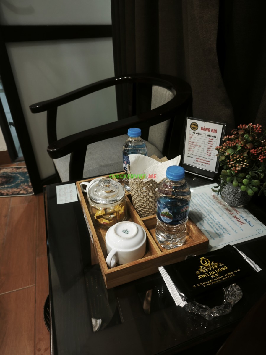 1000002489abee0cc4fa4a1069.jpg